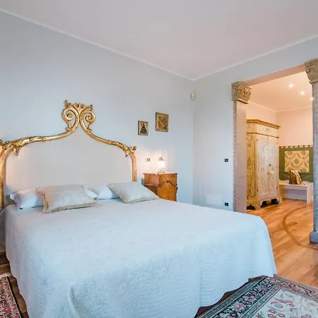 Castel Morino فندق مبيت وإفطار سونا