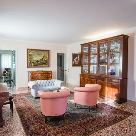 فندق مبيت وإفطار Castel Morino سونا