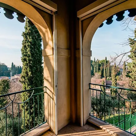 Castel Morino Bed & Breakfast *